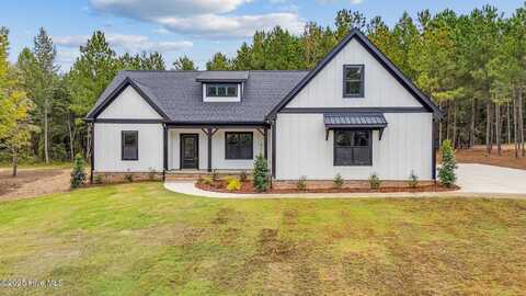 4425 Vass-Carthage Road, Carthage, NC 28327