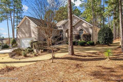103 Triple Crown Circle, Southern Pines, NC 28387