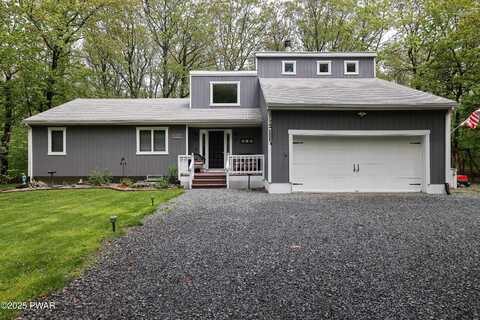807 Lariat Court, Hawley, PA 18428