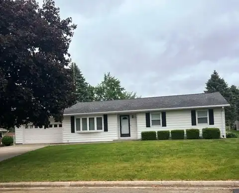 208 Palm, LENA, IL 61048