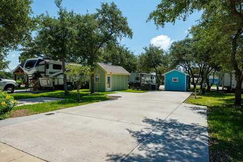 1402 W Corpus Christi St, ROCKPORT, TX 78382