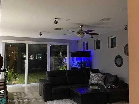 16207 SW 48th St, Miramar, FL 33027