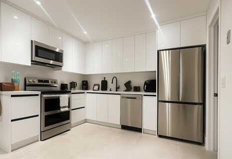 3822 92nd Ln, West Palm Beach, FL 33403