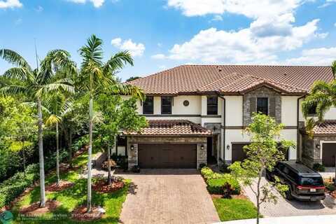 9580 Town Parc Cir S, Parkland, FL 33076