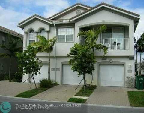 3261 Laurel Ridge Cir, Riviera Beach, FL 33404