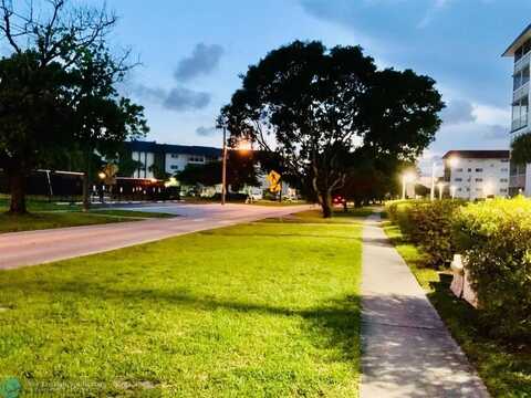 4751 NW 21st St, Lauderhill, FL 33313