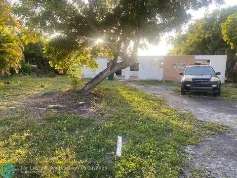 6279 NW 17th St, Margate, FL 33063