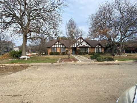 King Arthur, NORTH RICHLAND HILLS, TX 76180