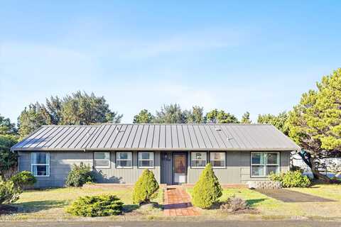 8Th, NEWPORT, OR 97365