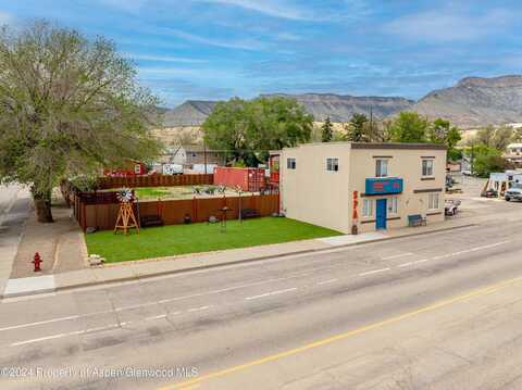 1St, PARACHUTE, CO 81635