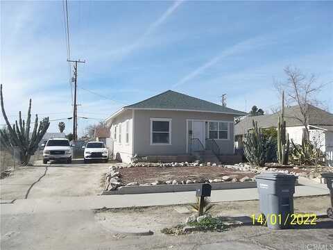 Juanita, HEMET, CA 92543
