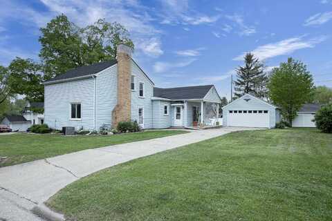 401 W MAIN Street, HORTONVILLE, WI 54944