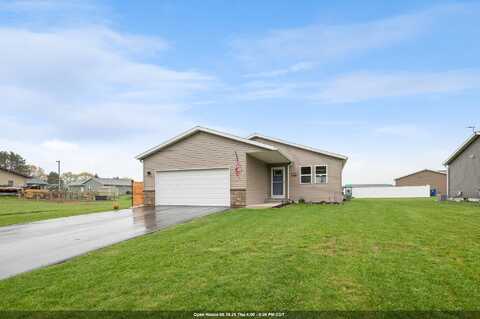 900 EDGEWATER Drive, MERRILL, WI 54452