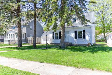 915 WILSON Street, KAUKAUNA, WI 54130