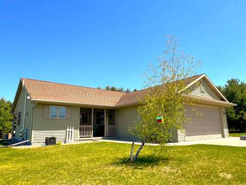 N3480 FEATHERS Court, WAUPACA, WI 54981