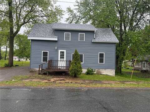 317 Oak Street, Fairchild, WI 54741