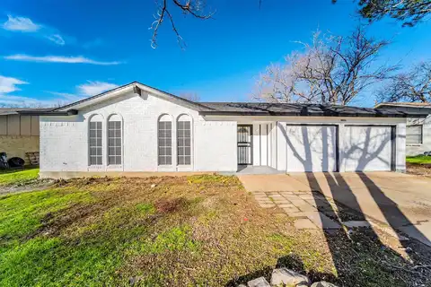 Margaret, FOREST HILL, TX 76140