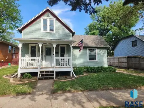 912 N Spring Ave, Sioux Falls, SD 57104