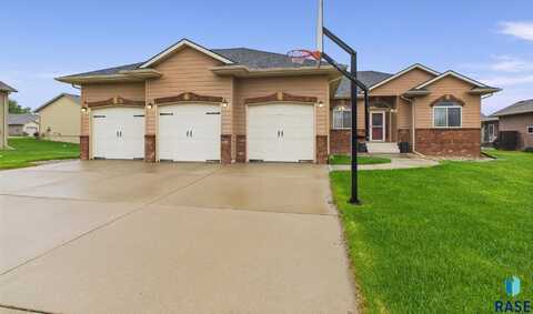 8113 S Copper Ridge Rd, Sioux Falls, SD 57108
