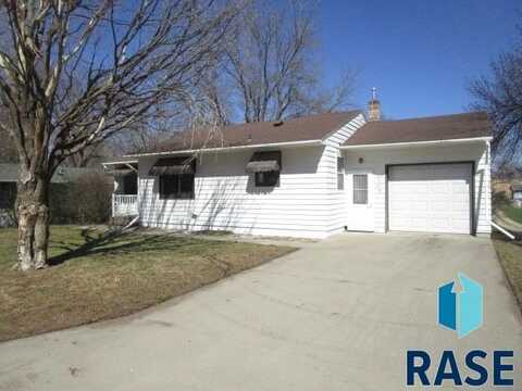 104 N Ross St, Hardwick, MN 56134