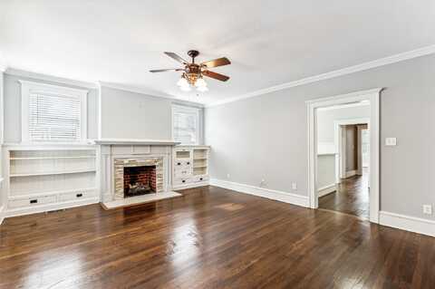 College, FORT WORTH, TX 76110