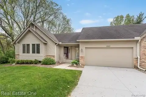 8187 Sawgrass Trail, Grand Blanc, MI 48439