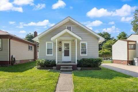 445 W MILTON Avenue, Hazel Park, MI 48030