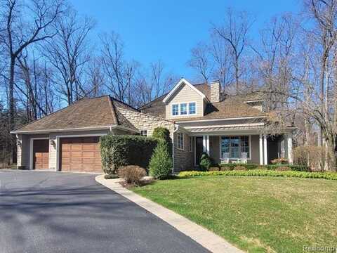59 SCENIC OAKS Drive S, Bloomfield Hills, MI 48304