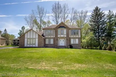 1683 MARK HOPKINS Road, Bloomfield Hills, MI 48302