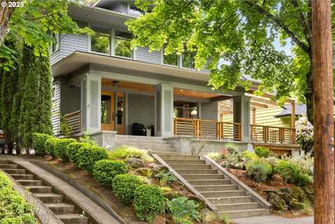 4000 NE HASSALO ST, Portland, OR 97232