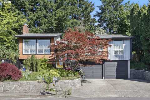 590 NW BATTAGLIA AVE, Gresham, OR 97030