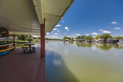 2458 Fishermans Rd, San Angelo, TX 76904