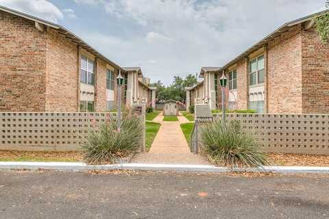 2472 - D University Ave, San Angelo, TX 76904