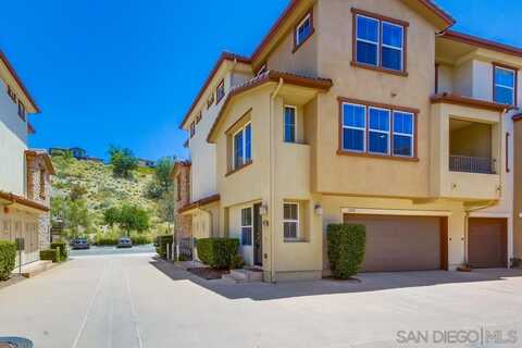 2001 Montilla St, Santee, CA 92071