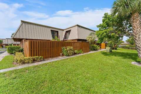 1420 Ocean Way, Jupiter, FL 33477