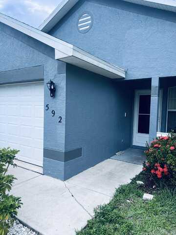 592 NW Turton Terrace, Port Saint Lucie, FL 34983