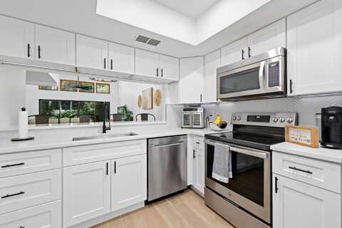 1400 NW 9th Avenue, Boca Raton, FL 33486
