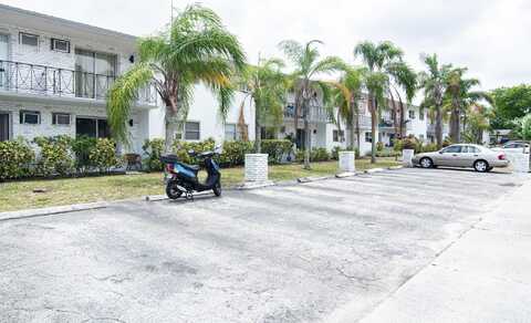6150 SW 37th Street, Davie, FL 33314