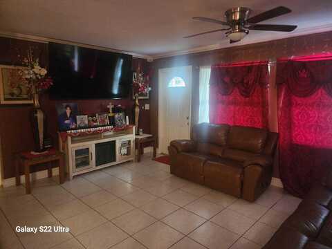 1441 W Central Street, Lantana, FL 33462