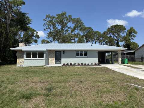 1962 SE Manth Lane, Port Saint Lucie, FL 34983