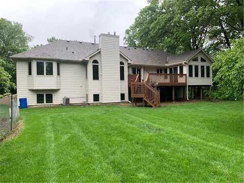 701 Parkview Lane N, Champlin, MN 55316