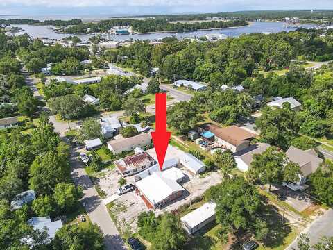 1St, CARRABELLE, FL 32322