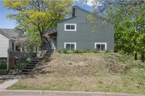613 Cromwell Avenue, Saint Paul, MN 55104