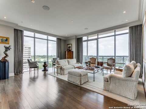 4242 Broadway, San Antonio, TX 78209