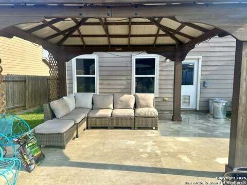 12215 Commander, San Antonio, TX 78252