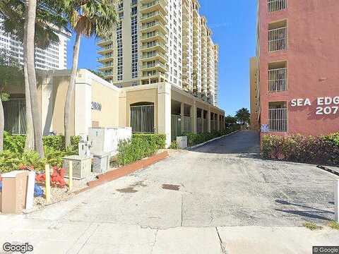 Ocean, HALLANDALE BEACH, FL 33009