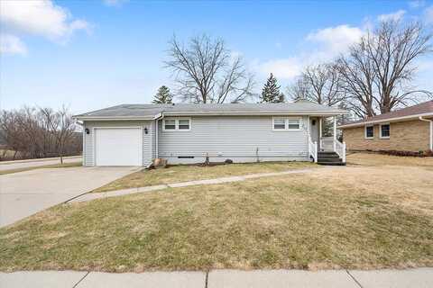 Pleasant, WAUNAKEE, WI 53597