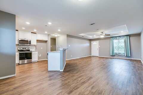 Childress, SAN ANGELO, TX 76901