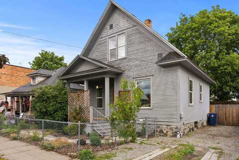 910 N Walnut St, Spokane, WA 99201