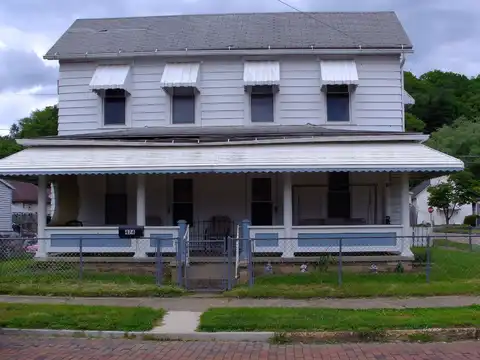 474 Chestnut Street, Nelsonville, OH 45764